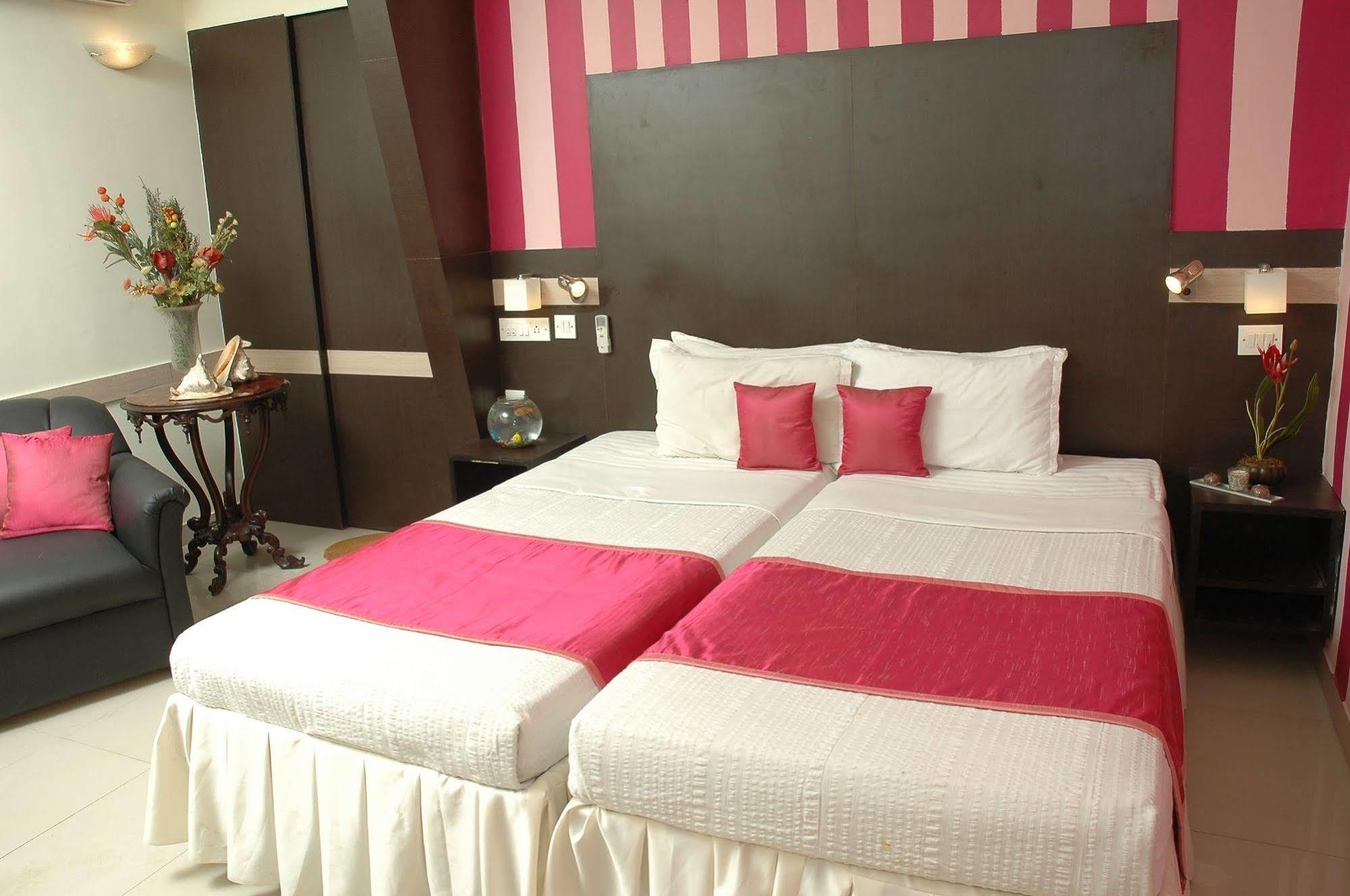 ไอสเตย์ โฮเต็ล อินแฟนทรี โร้ด Hotel บังกาลอร์ ภายนอก รูปภาพ
