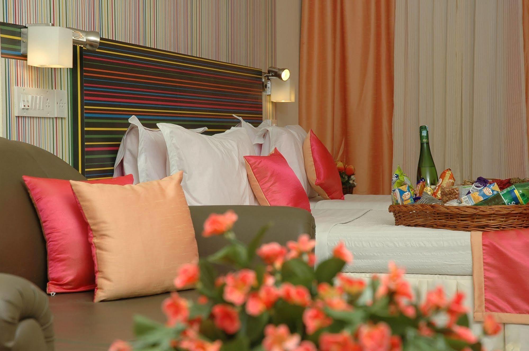 ไอสเตย์ โฮเต็ล อินแฟนทรี โร้ด Hotel บังกาลอร์ ภายนอก รูปภาพ